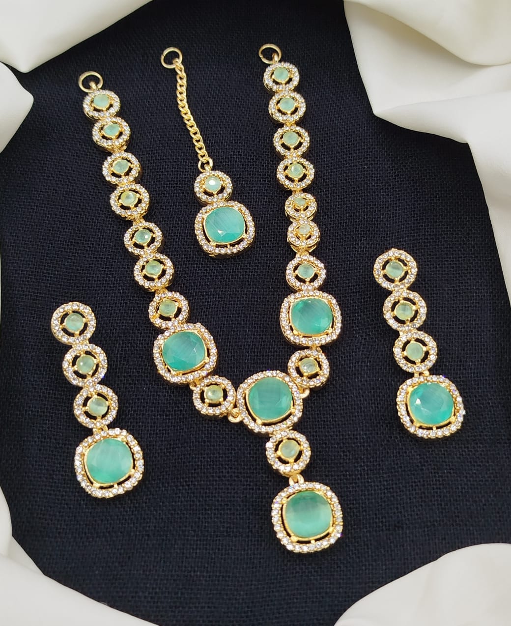 Zarkhoon Elite Jewelry Set